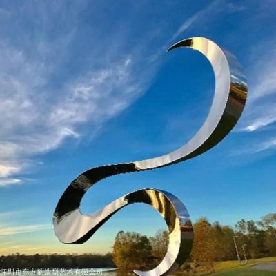 广场摆放不锈钢镜面抽象艺术造型景观博鱼网页版