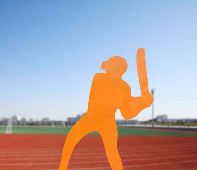 棒球博鱼网页版-学校操场摆放抽象不锈钢棒球博鱼网页版