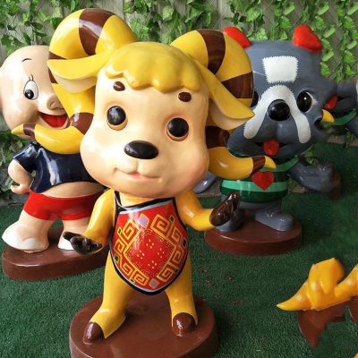 玻璃钢卡通户外商场美陈摆件小牛博鱼网页版