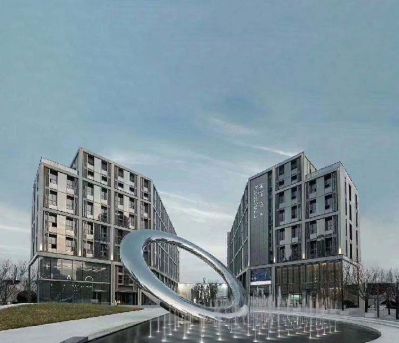 广场创意喷泉中的不锈钢镜面圆环博鱼网页版