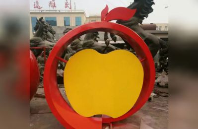 抽象不锈钢苹果广场博鱼网页版