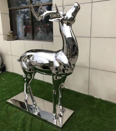 售楼部草坪不锈钢镜面景观鹿小品摆件博鱼网页版