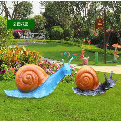 花园广场玻璃钢卡通蜗牛博鱼网页版