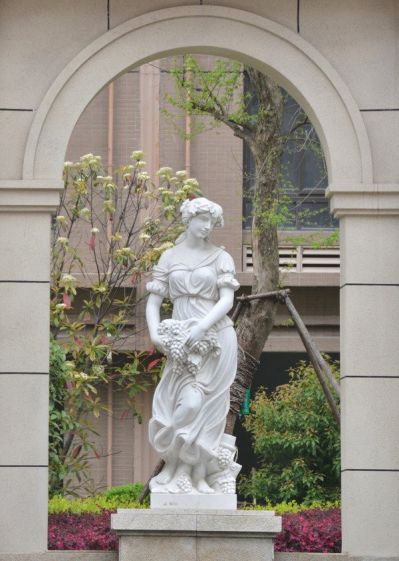 庭院别墅汉白玉石雕西方女人博鱼网页版