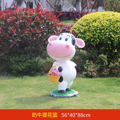 公园一只提花篮的玻璃钢牛博鱼网页版