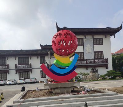 城市广场玻璃钢彩绘镂空球博鱼网页版