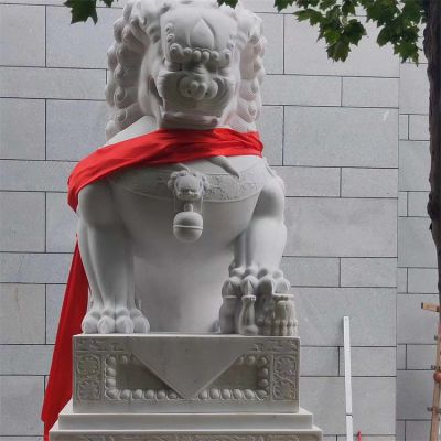 汉白玉优质石材雕刻狮子庭院大门博鱼网页版摆件