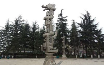 城市广场创意不锈钢铸造龙铸博鱼网页版