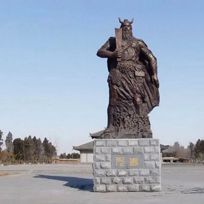 广场摆放历史人物主题玻璃钢仿铜博鱼网页版