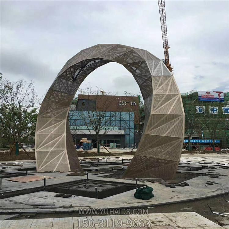 楼盘户外水池摆放不锈钢创意拱门园林景观博鱼网页版