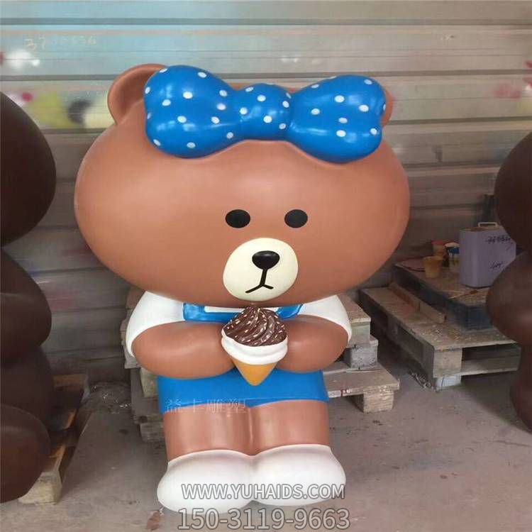 商业街玻璃钢卡通公仔迎宾摆件博鱼网页版