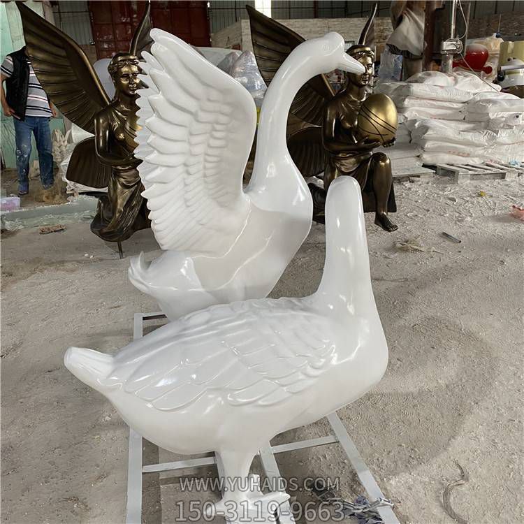 公园大型玻璃钢天鹅博鱼网页版
