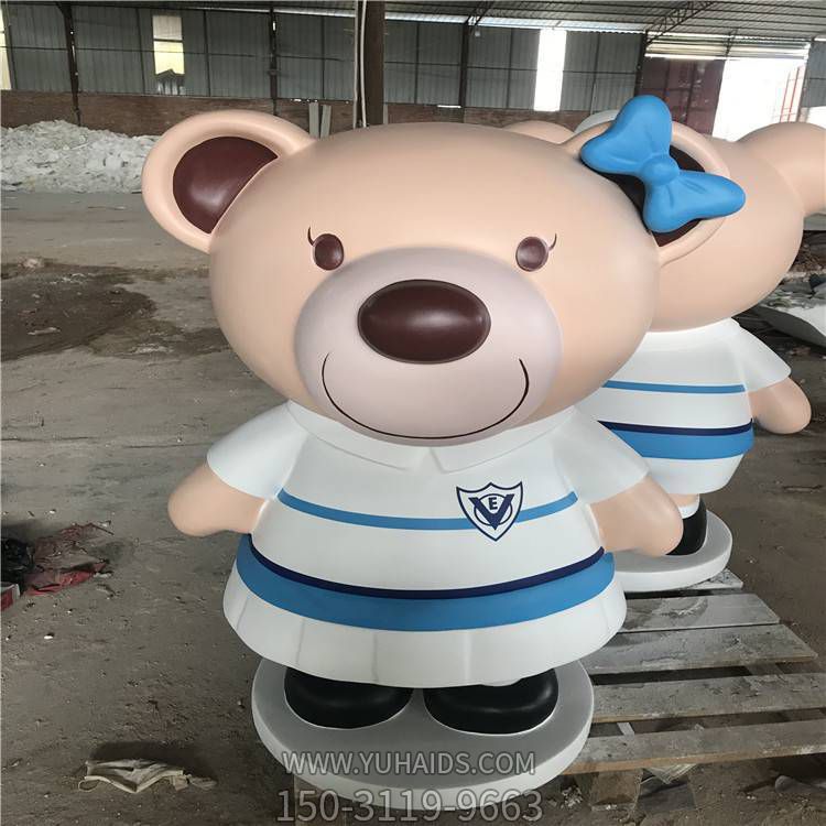 玻璃钢卡通户外商场美陈摆件装饰品小熊博鱼网页版