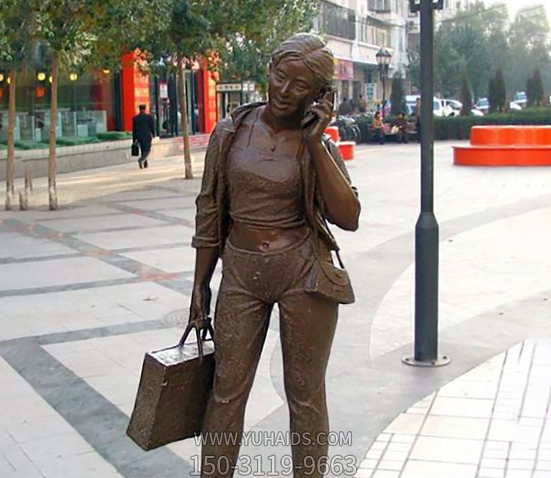 街边打电话的现代人物博鱼网页版景观女人博鱼网页版