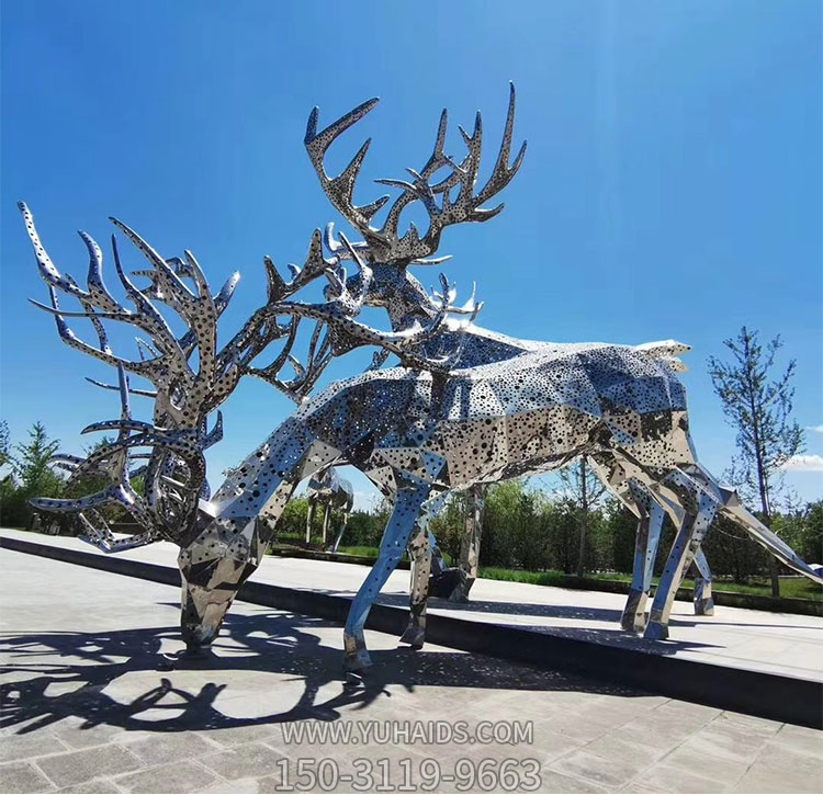 不锈钢鹿，块面打孔梅花鹿博鱼网页版