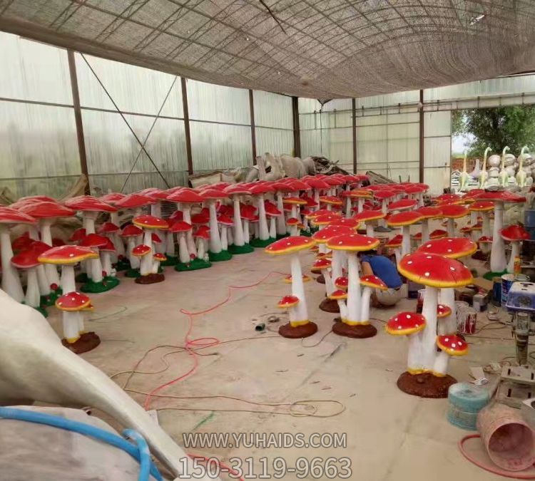 玻璃钢彩绘蘑菇小品游乐园装饰博鱼网页版