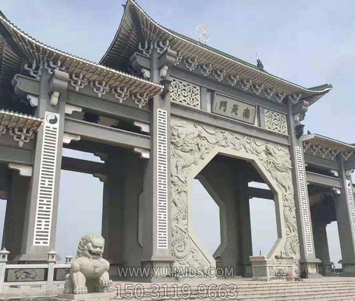 景区南天门大型复式建筑斗拱石雕牌坊博鱼网页版