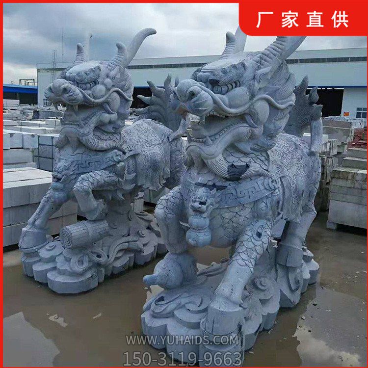 景区墓园摆放大型青石雕刻麒麟博鱼网页版