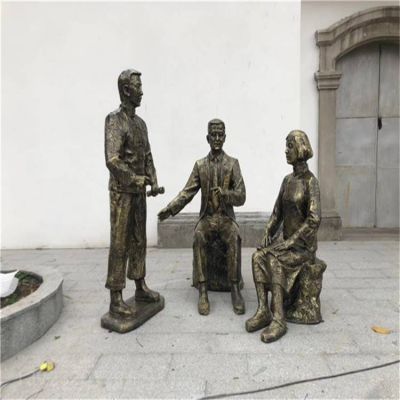 铜雕景区户外园林交谈的人物景观博鱼网页版