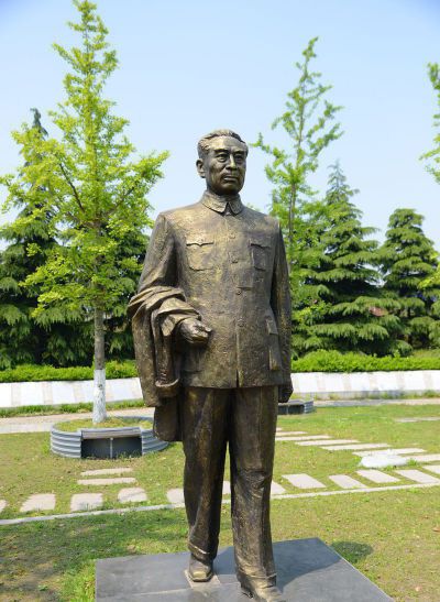 公园景区周总理伟人铜雕周恩来博鱼网页版