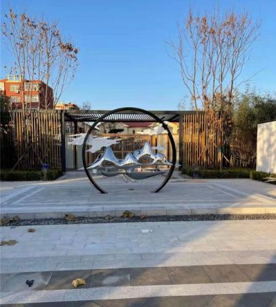 楼盘小区不锈钢镜面假山圆环景观摆件