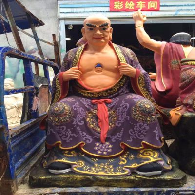 玻璃钢彩绘大型景观手抓衣服的十八罗汉博鱼网页版