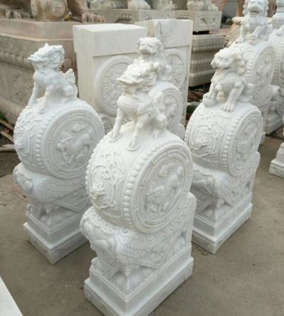 汉白玉石雕浮雕麒麟庭院门口一对镇宅抱鼓石博鱼网页版