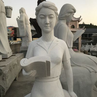 广场摆放大理石雕刻校园看书女孩人物博鱼网页版