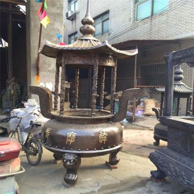寺庙道观室内摆放仿古圆形宝盖香炉