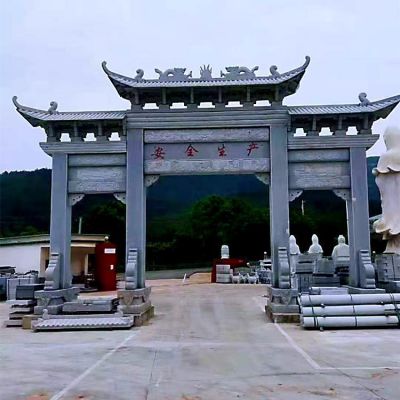 青石石雕户外园林景观三门牌坊博鱼网页版