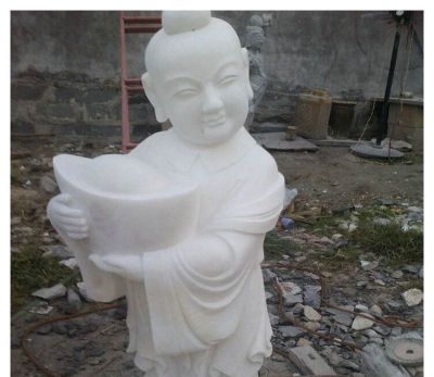 抱着元宝的小孩公园景观石雕儿童博鱼网页版