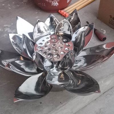 不锈钢镜面抛光荷花博鱼网页版  小区水池喷泉摆件