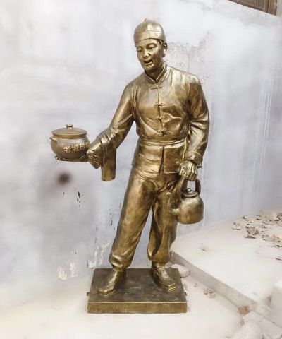 酒店美食店小二端砂锅人物玻璃钢仿铜雕