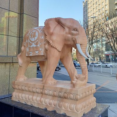 酒店大型仿真动物晚霞红大型博鱼网页版