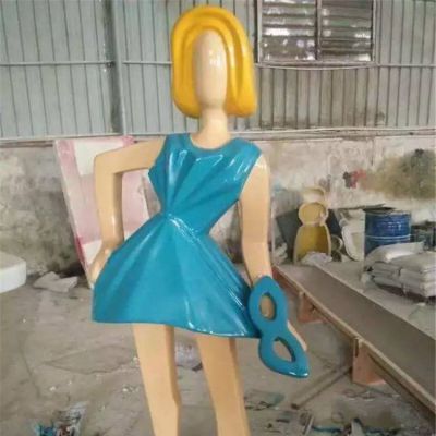 商场创意玻璃钢抽象女性人物博鱼网页版