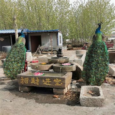 石磨盘、水槽组成的流水水钵