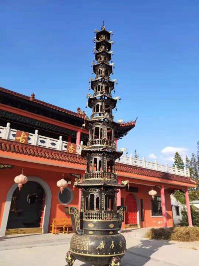 景区道观摆放铸铁千佛塔