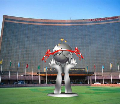 企业不锈钢创意托举地球仪博鱼网页版