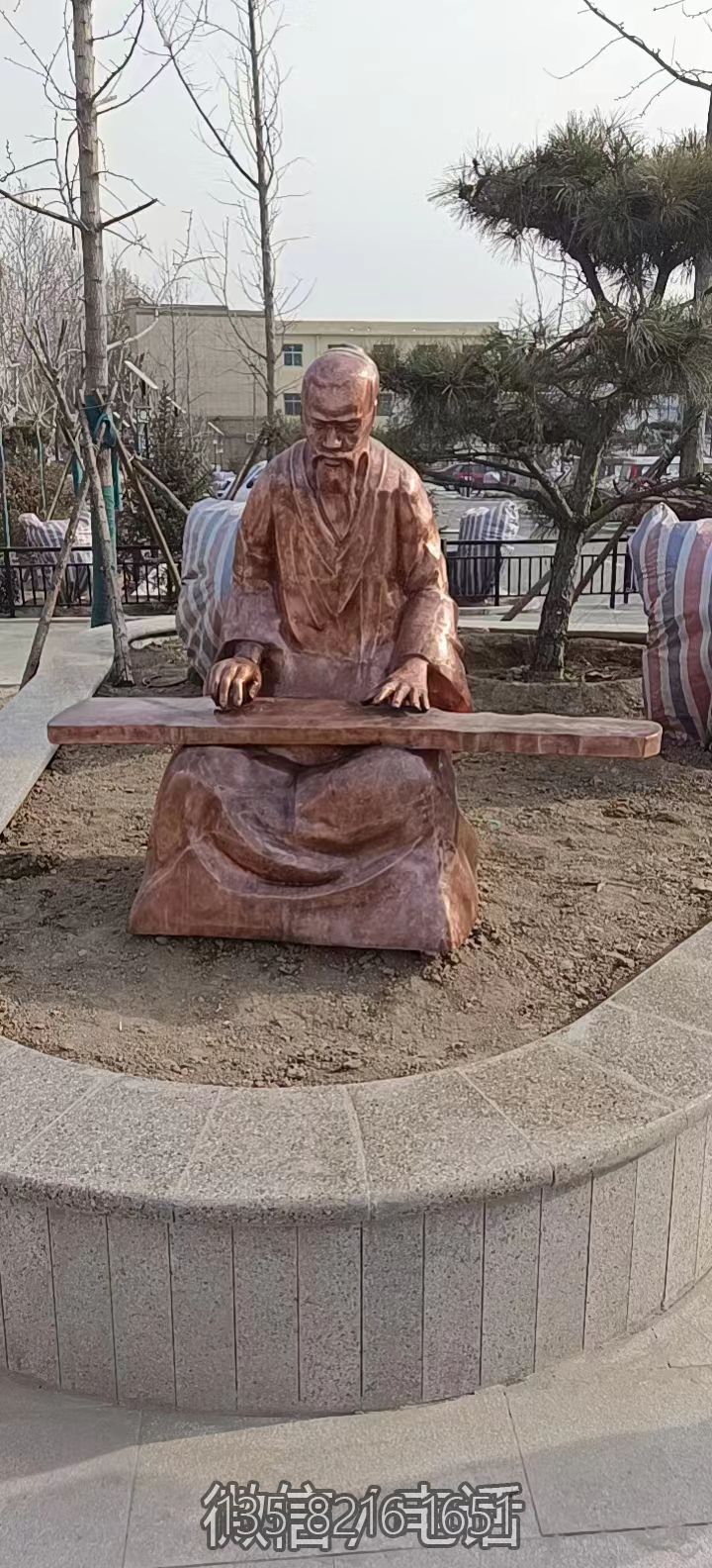 紫铜锻造人物圆雕