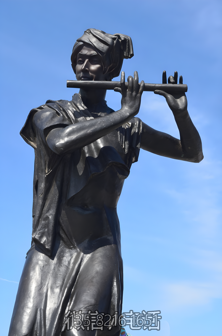 吹笛子的少数民族铜博鱼网页版