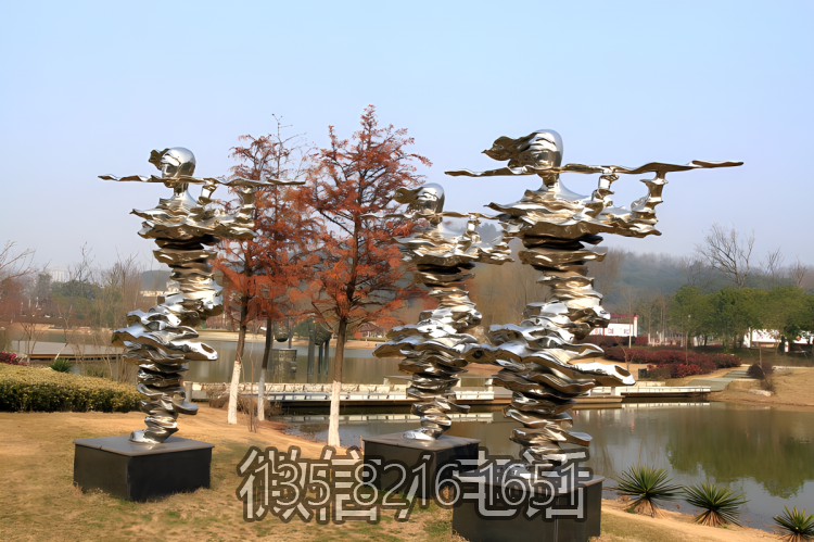 户外景区不锈钢抽象吹笛子的人物博鱼网页版