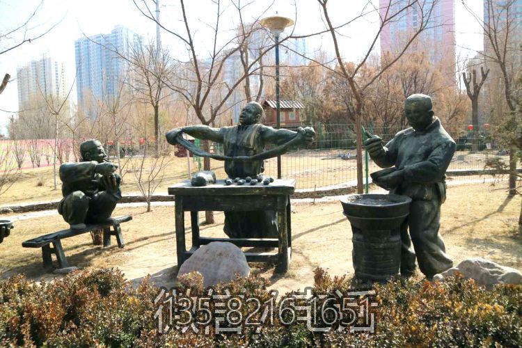玻璃钢户外园林摆件情景做拉面的民俗文化人物博鱼网页版