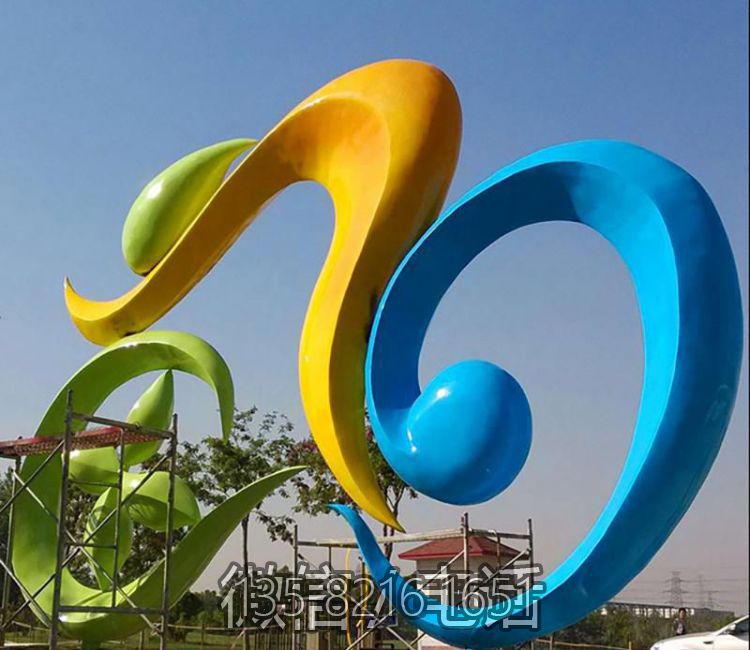 城市广场大型抽象运动景观地标摆件骑自行车人物博鱼网页版