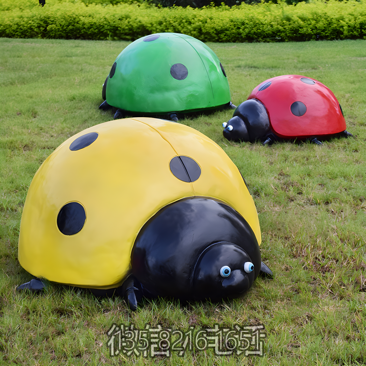 玻璃钢仿真七星瓢虫博鱼网页版游乐场草坪装饰品摆件