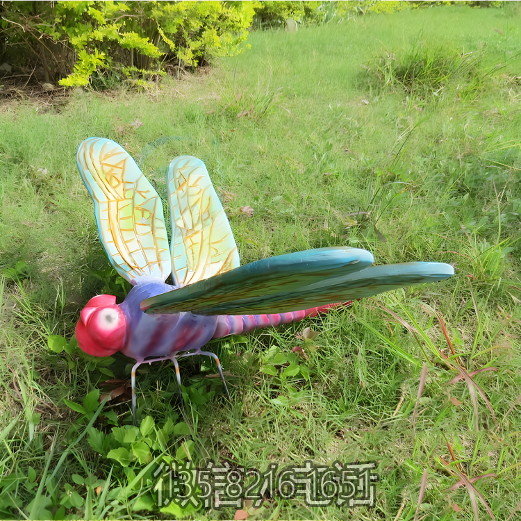 户外草坪玻璃钢彩绘卡通动物景观摆件蜻蜓博鱼网页版