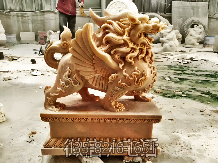 晚霞红石雕创意景观摆件大型镇宅招财庭院别墅门口貔貅博鱼网页版