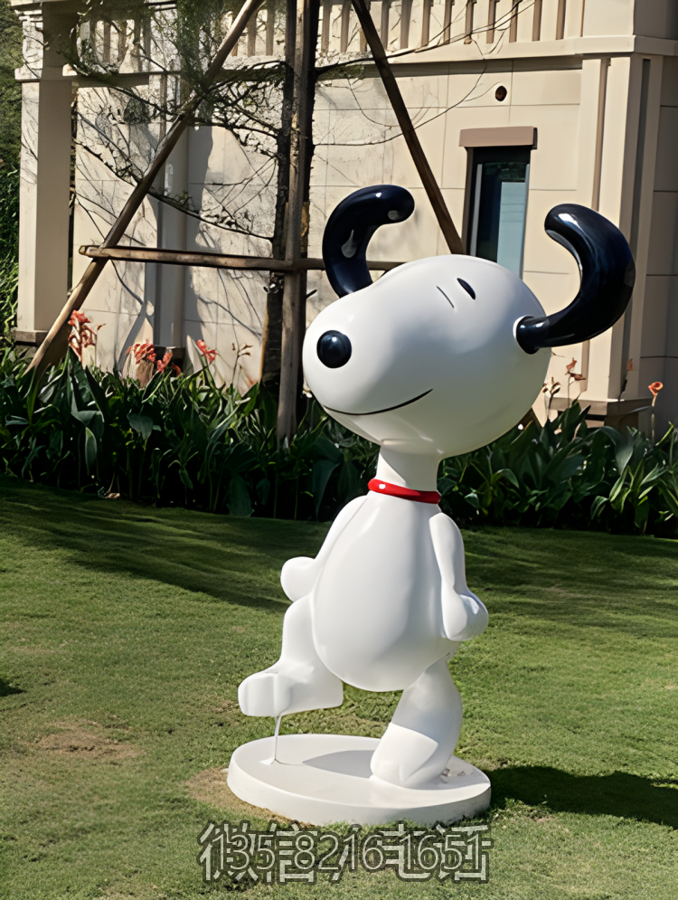 定制玻璃钢树脂动物景观小品Snoopy博鱼网页版户外园林装饰品摆件