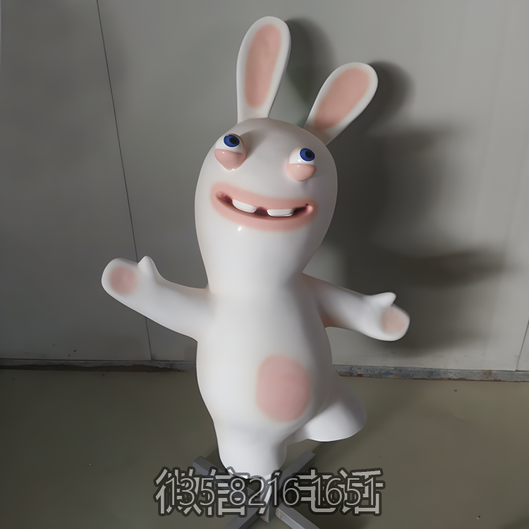 搞怪的卡通兔子博鱼网页版