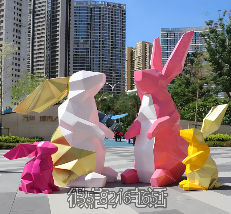 园林定制玻璃钢几何动物景观装饰不锈钢块面兔子博鱼网页版