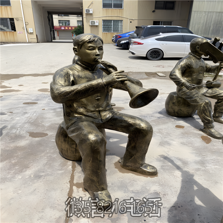 仿铜玻璃钢吹唢呐的人物博鱼网页版